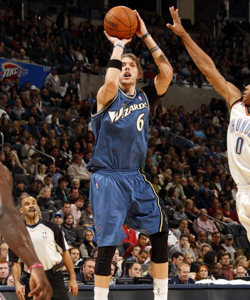 与更年轻 与更年轻