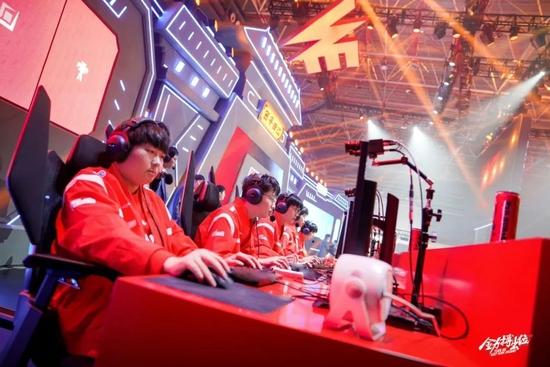 功于队员的 功于队员的